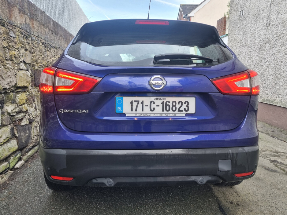 2017 Nissan Qashqai 1.5 DSL XE €8,950