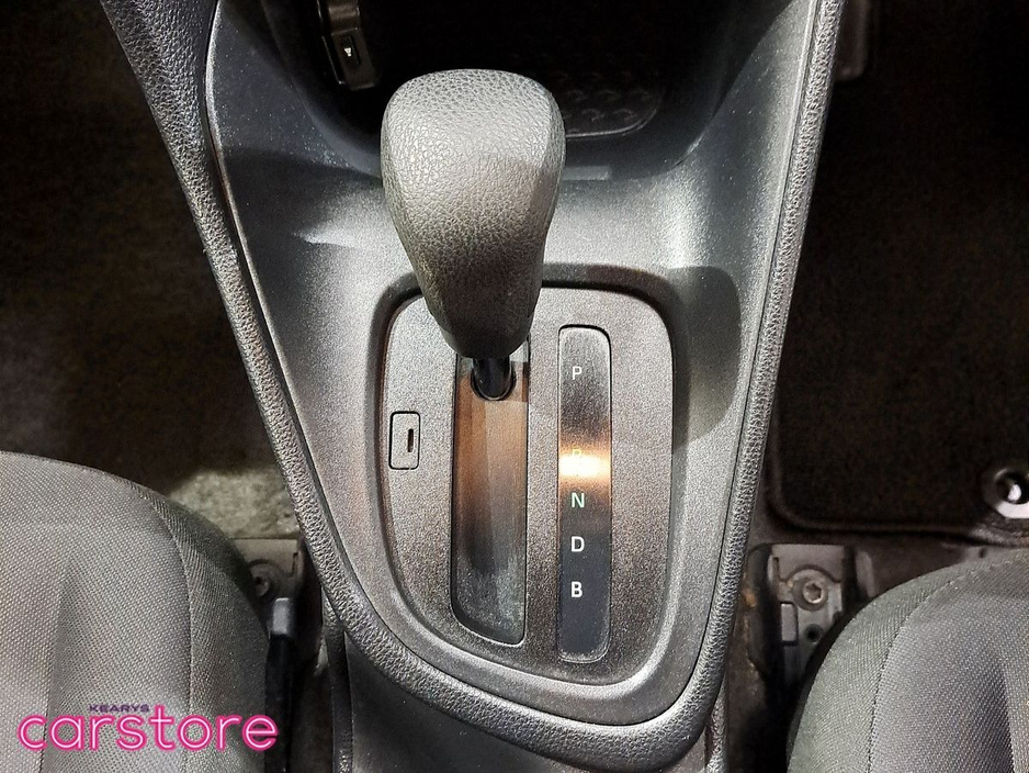 2021 Toyota Yaris 1.5 HYBRID €17,880