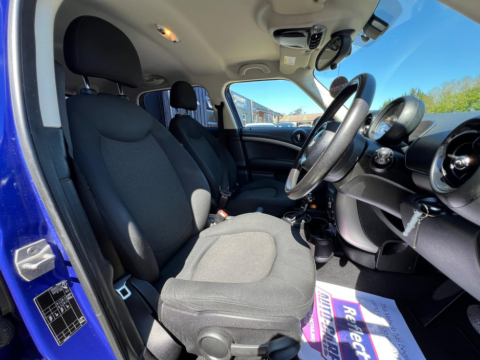 2017 MINI Countryman ==CROSSOVER//AUTO//LIKE NEW//NCTED== €14,995