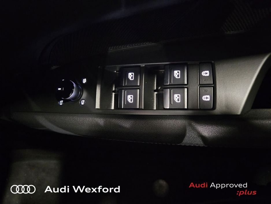 2023 Audi e-tron E-tron GT Quattro*Exclusive Colour* €56,575