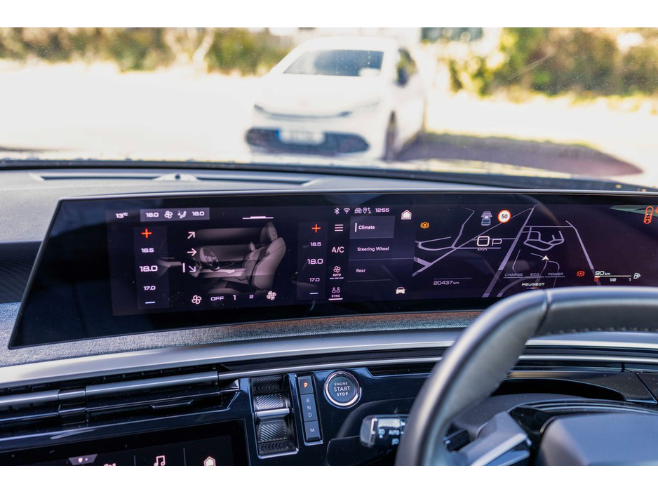 2025 Peugeot 5008 2025 Peugeot 5008 1.2 MHEV 145bhp E-DCS6 Allure €46,950
