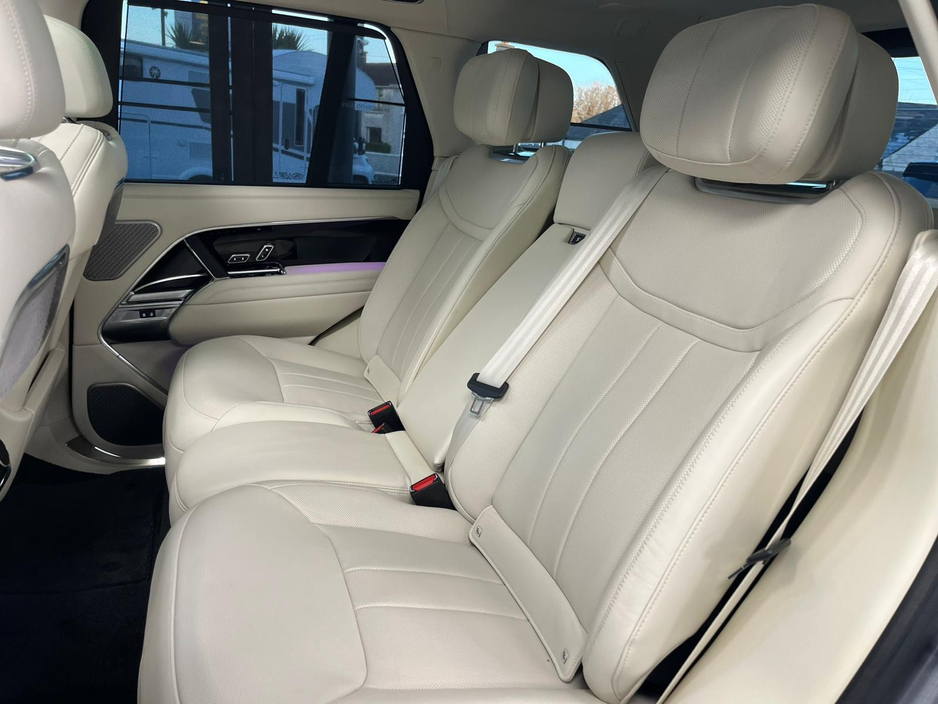 2025 Land Rover Range Rover P550 PHEV AUTOBIOGRAPHY €159,000