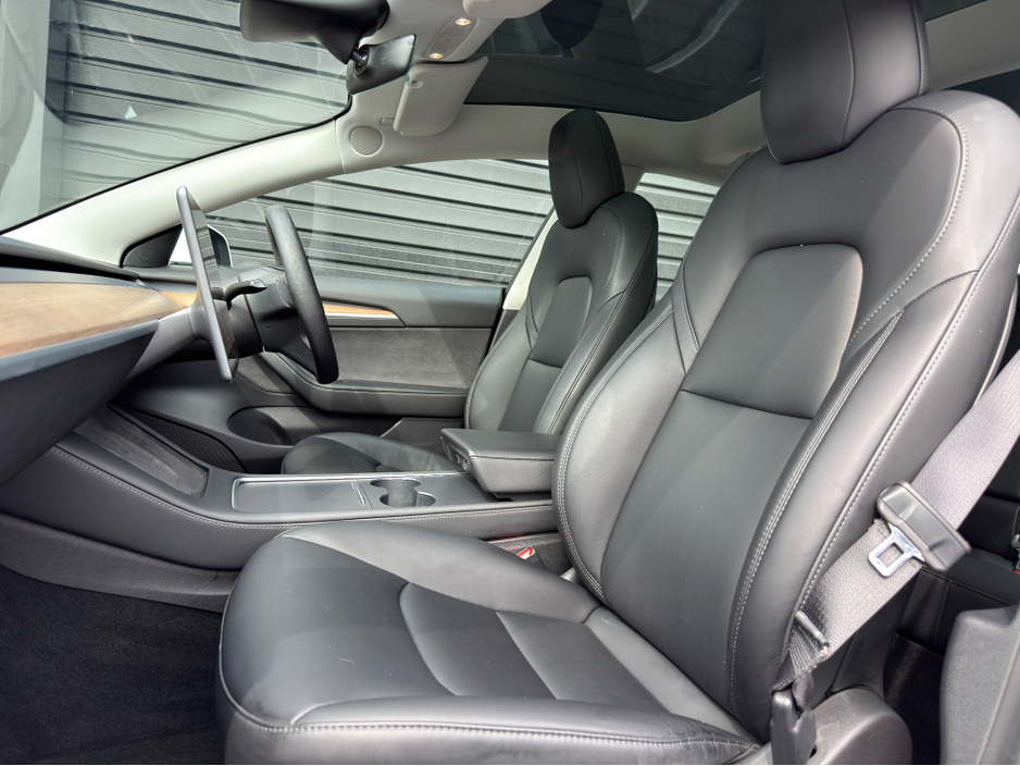 2022 Tesla Model 3 RWD MODEL 3 €23,950