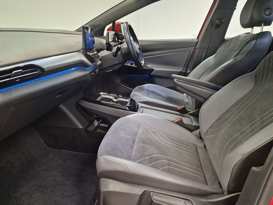 2022 Volkswagen ID.4 LIFE 77kWh 204HP €23,975