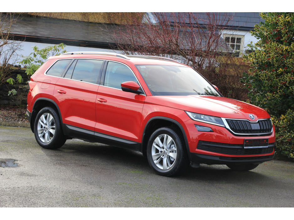 2018 Skoda Kodiaq DSG * Low KMs *Sunroof * 7 seats Huge spec €28,950