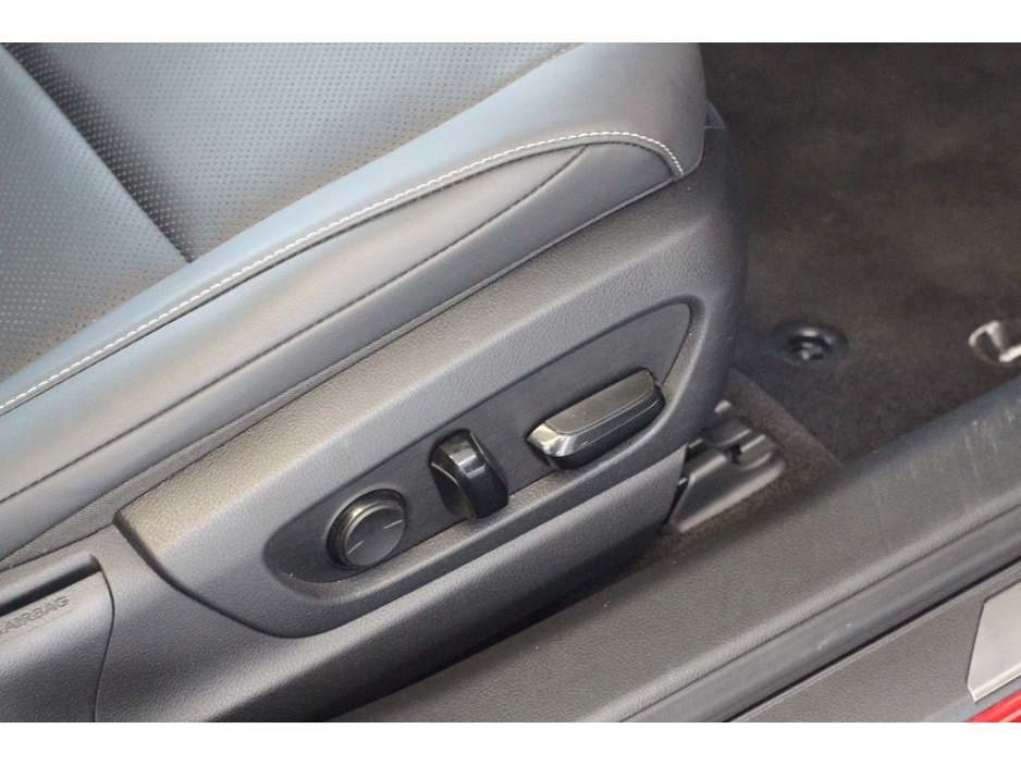 2020 Lexus ES 300 H 2.5 ES CVT 215BHP €30,899