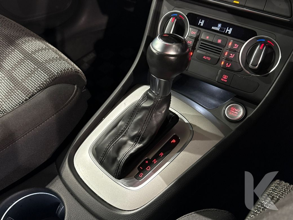 2016 Audi Q3 1.4L TFSI AUTOMATIC - SPORT - FACTORY ALLOYS - REVERSE CAMERA - A/C HEATING CONTROLS €17,450