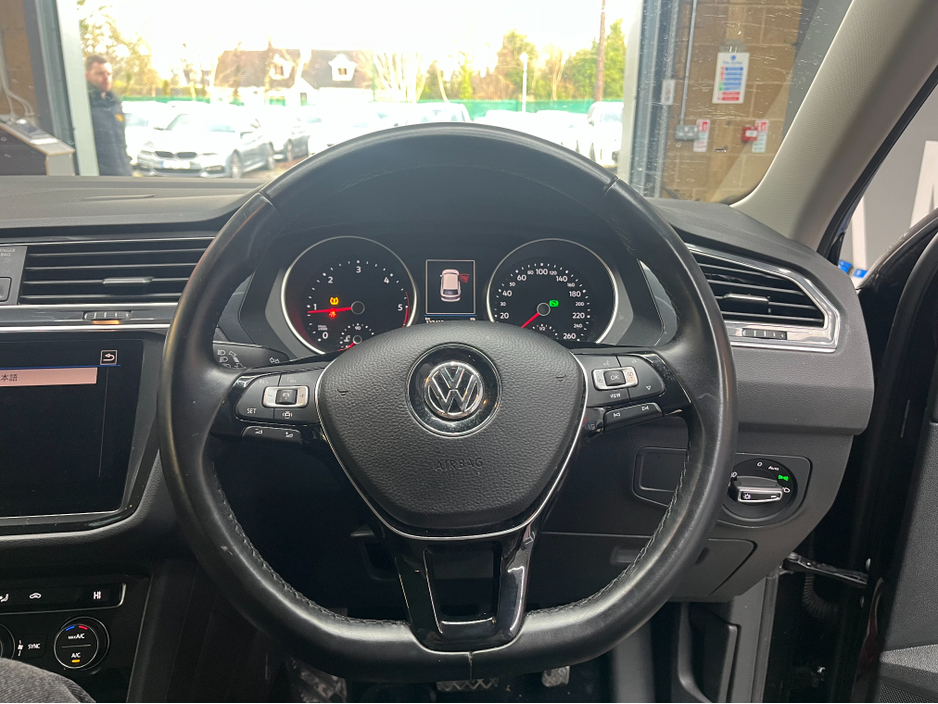 2019 Volkswagen Tiguan €24950! 2019 VOLKSWAGEN TIGUAN 2.0 TDI AUTOMATIC 4MOTION COMFORT 2.0 AUTOMATIC / CRUISE CONTROL / REVERSE CAMERA €24,950