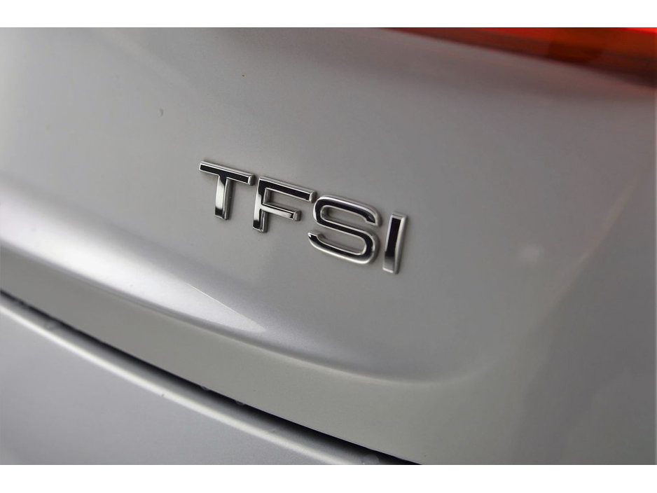 2017 Audi Q3 1.4 TFSI S-TRONIC *PARK SENSORS*REVERSE CAM*