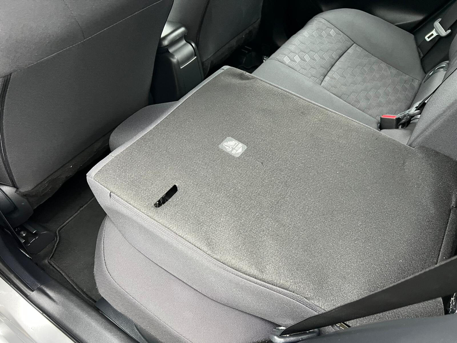 2025 Toyota Yaris Yaris Hybrid Luna €23,750