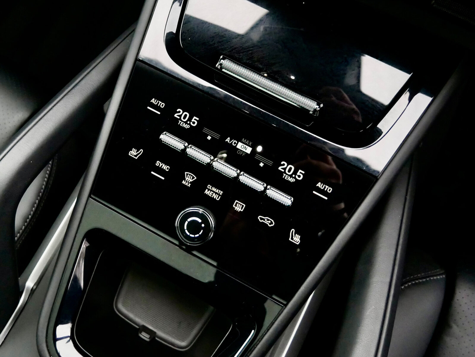 2025 Porsche Cayenne Cayenne E-Hybrid Coup&eacute; €123,950