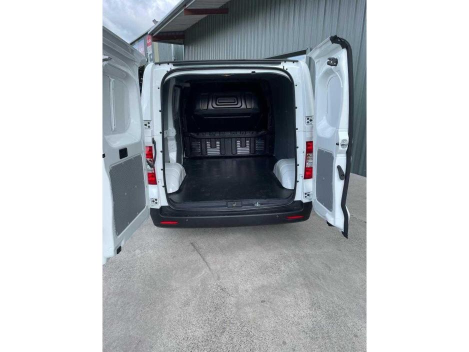 2025 Maxus e Deliver 3 50kwh