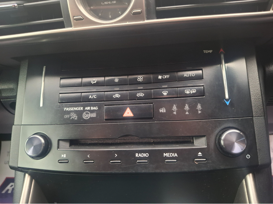 2013 Lexus IS 300 h IS300 H S-DESIGN 4DR AUTO €9,950