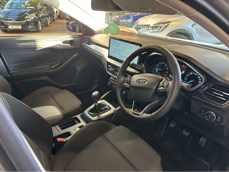 2025 Ford Focus TITANIUM 5DR 1.0T 125 MHE €27,499