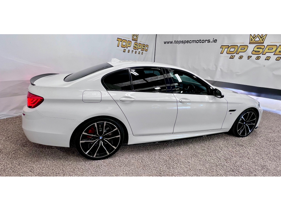 2016 BMW 5 Series 2016 (162) BMW 520D M-SPORT AUTO €19,800