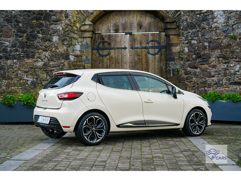 2017 Renault Clio 1.2 16V 75 EXPRESSION €11,500
