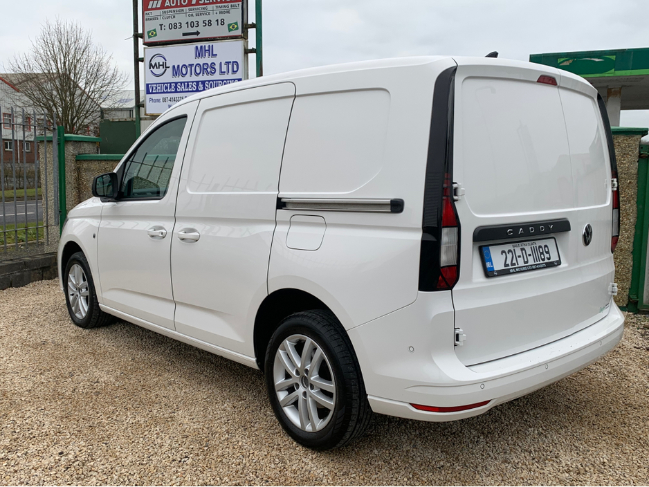 2022 Volkswagen Caddy CARGO BUS TDI 102HP MANUAL 6SPEED FWD 5DR €16,950