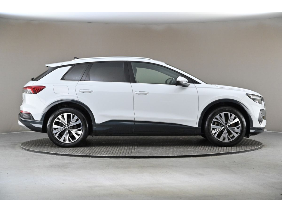 2024 Audi Q4 e-tron E-TRON 45 SPORT €42,490
