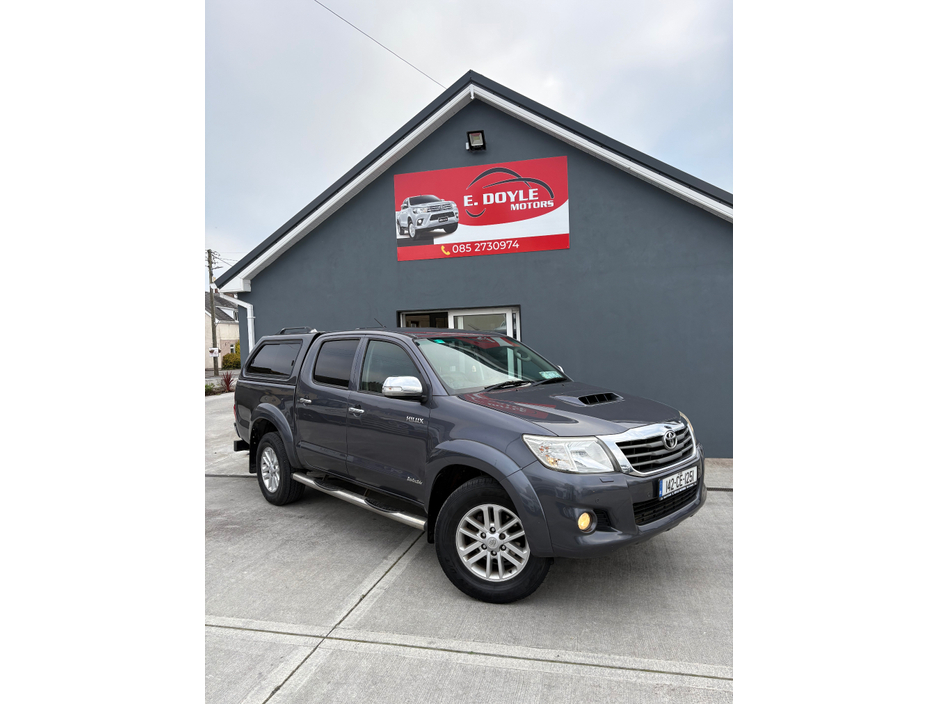 2014 Toyota Hilux 3.0 D-4D INVINCIBLE D/C 4 4DR 2.8D4D GR SPORT 4WD A €18,450