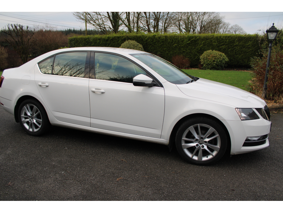 2019 Skoda Octavia STYLE 1.6 TDI 115HP 4DR €14,295