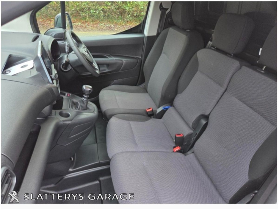 2023 Opel Combo COMBO SPORT-L1H1-1.5 100BHP D-6 €14,227