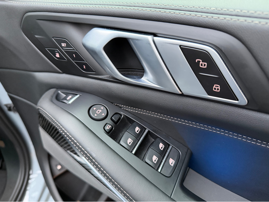 2024 BMW X5 ***SOLD***50E M SPORT//INCREDIBLE SPECIFICATION// VERY LOW MILEAGE//IMMACULATE THROUGHOUT//SIMI AND AA DEALER