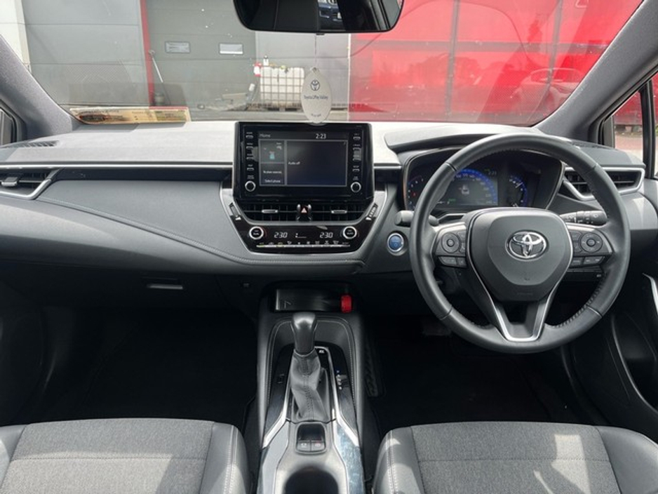 2022 Toyota Corolla COROLLA HYBRID L/SPORT HB €26,950