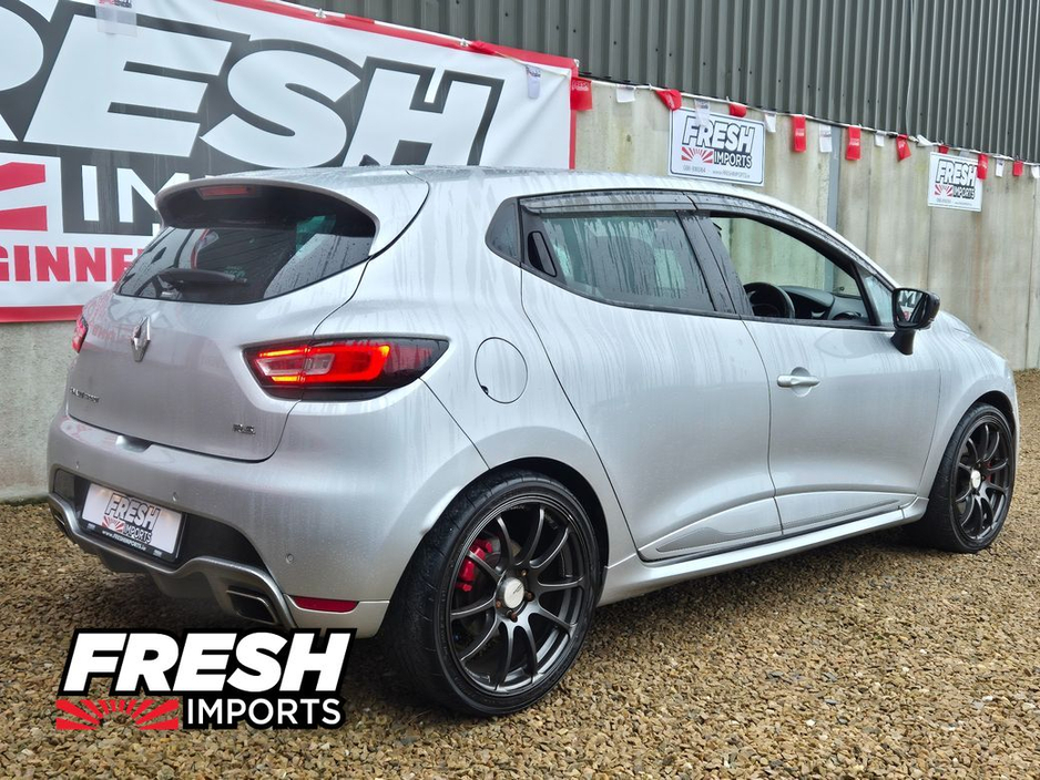 2017 Renault Clio TOP SPEC RS