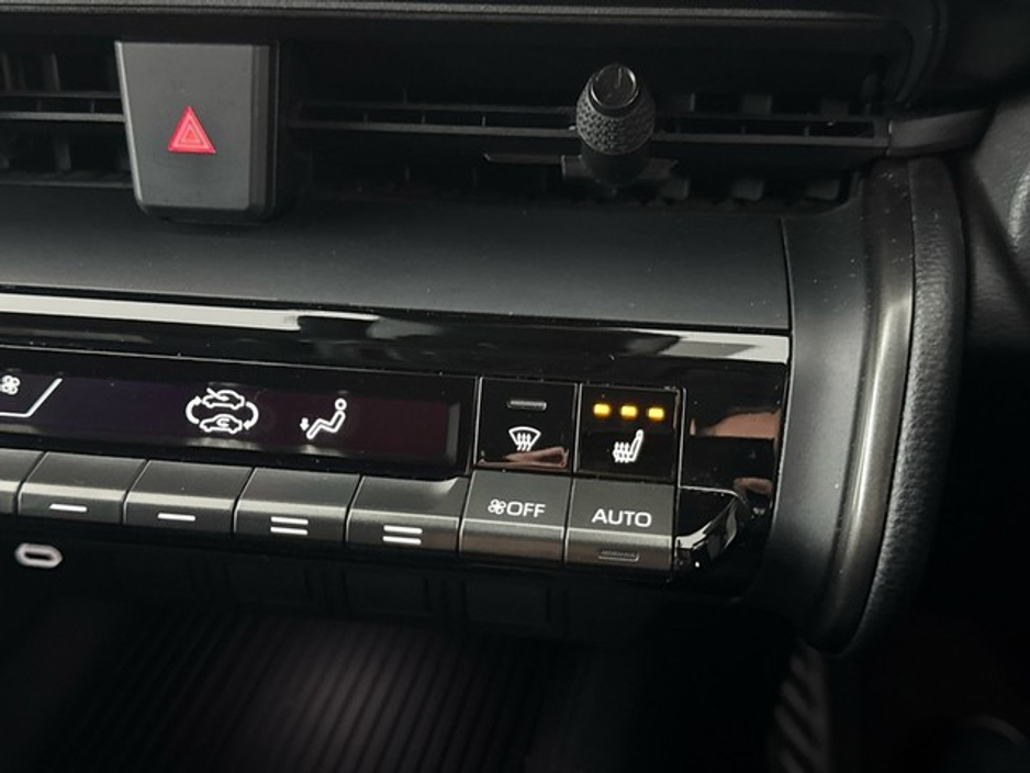 2024 Toyota C-HR Hybrid Sport €33,950