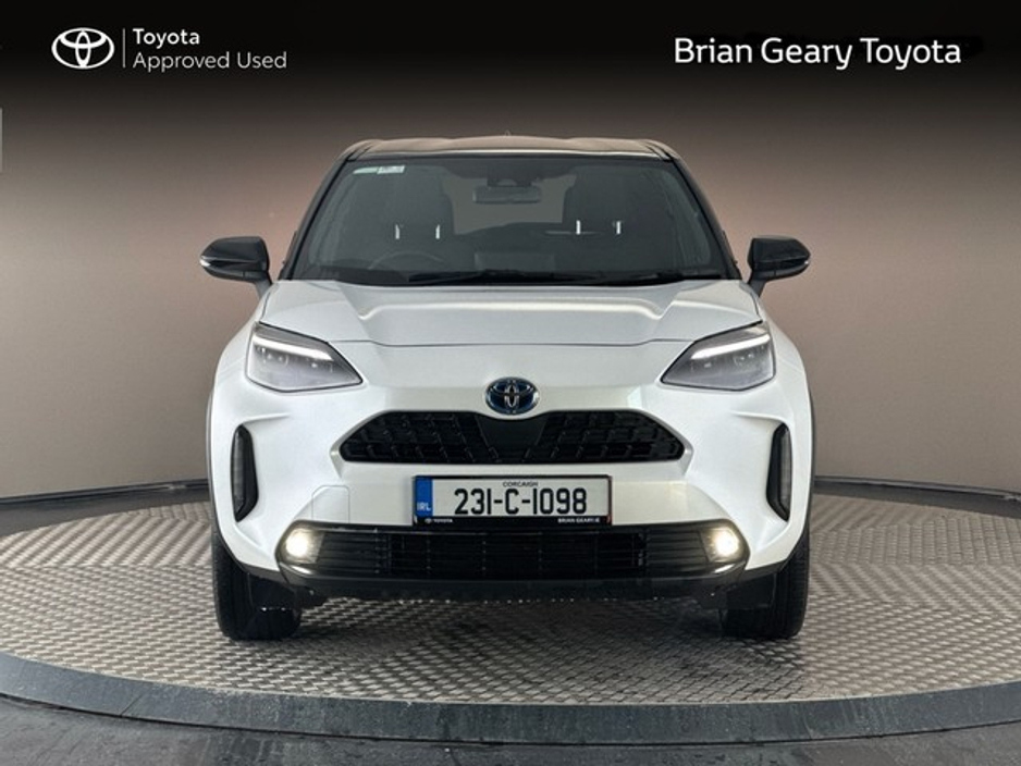 2023 Toyota Yaris Cross LUNA SPORT €27,950