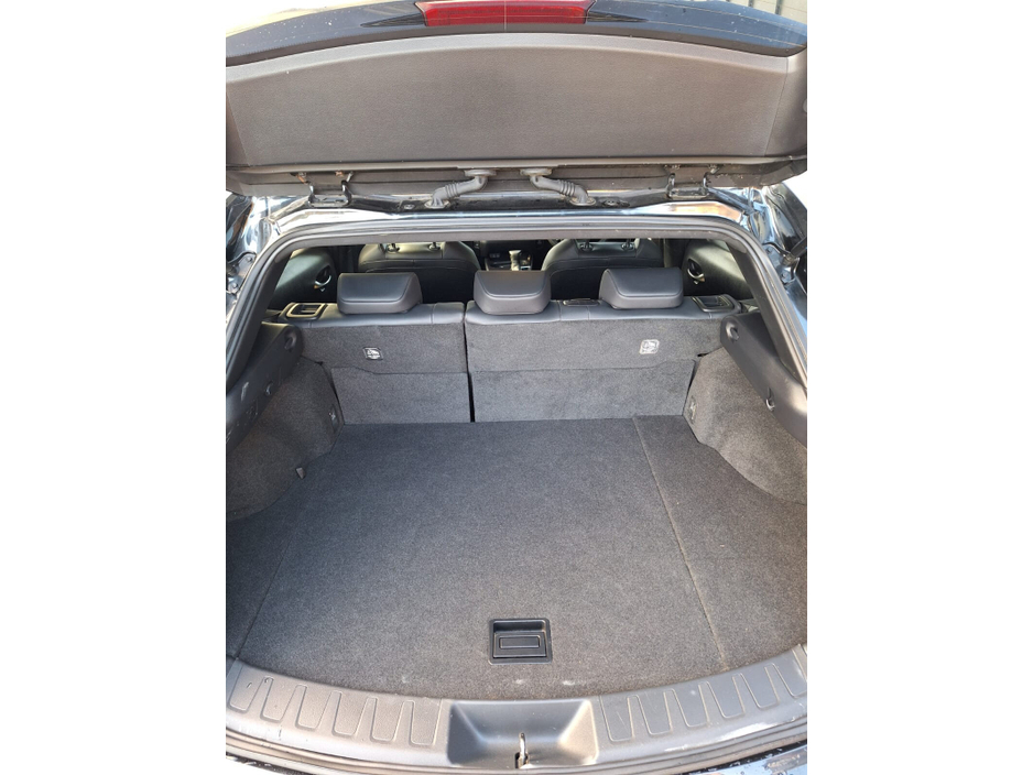 2023 Lexus UX 300 e UX 250h Dynamic €29,000