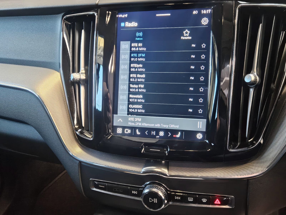 2022 Volvo XC60  €42,950