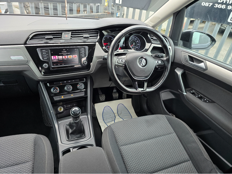2016 Volkswagen Touran 1.6 TDI SE BLUEMOTION 110PS 5DR €11,950