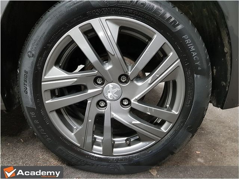 2022 Peugeot 208 Active 1.2 75 6.3 4DR €13,990