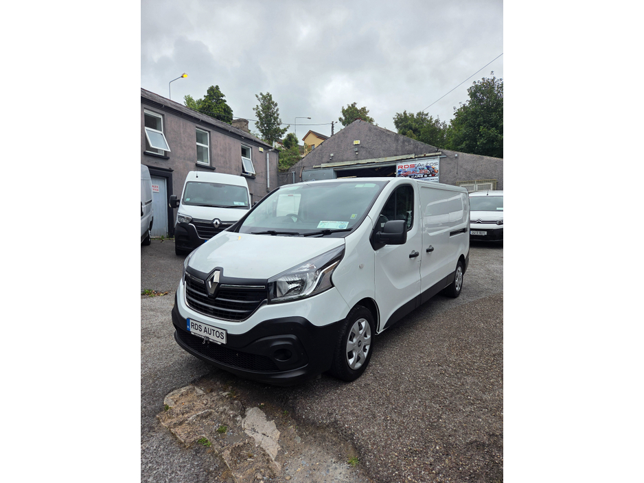 2021 Renault Trafic LL30 ENERGY DCI 120 BUSINESS P €16,300