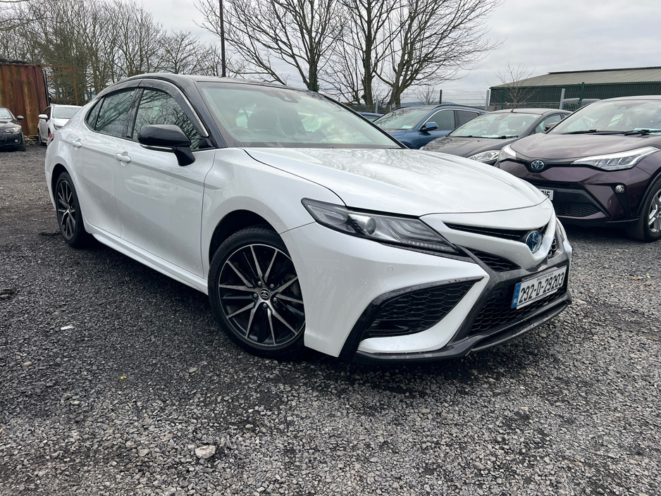 2023 Toyota Camry 2.5 Camry Hybrid Sol €39,500
