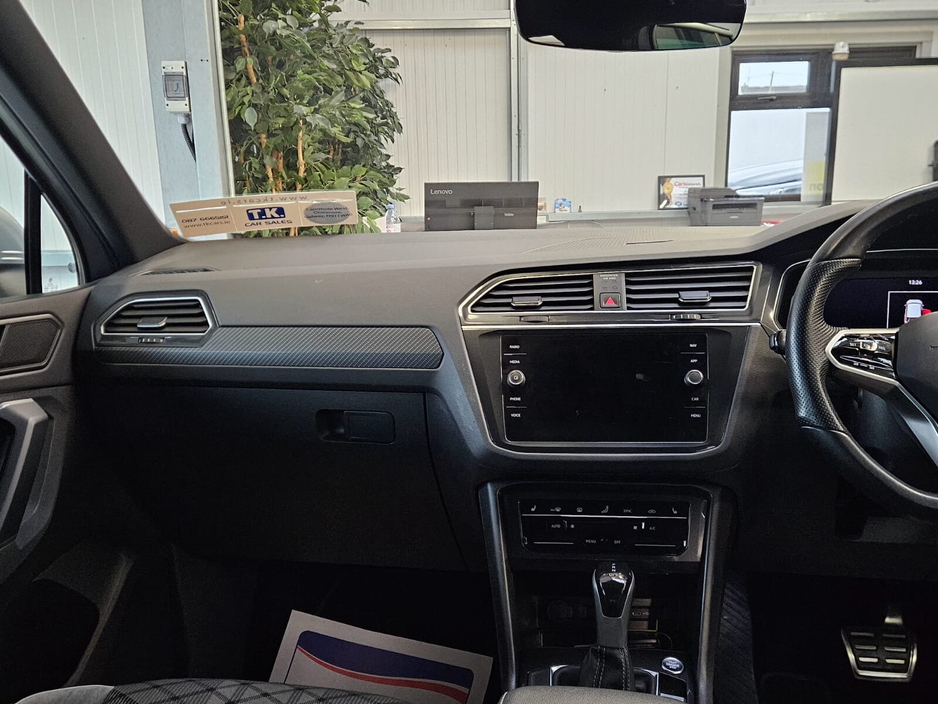2021 Volkswagen Tiguan 2.0 TDI 150HP R-Line DSG €33,950