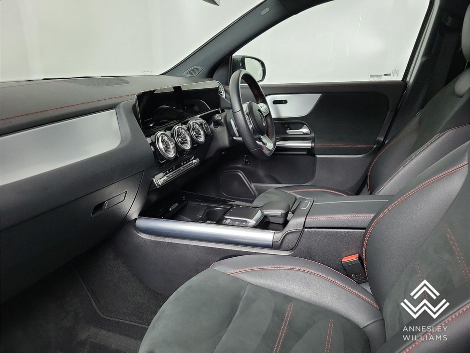 2021 Mercedes-Benz EQA EQA250 AMG Line 66.5 kWh €32,950