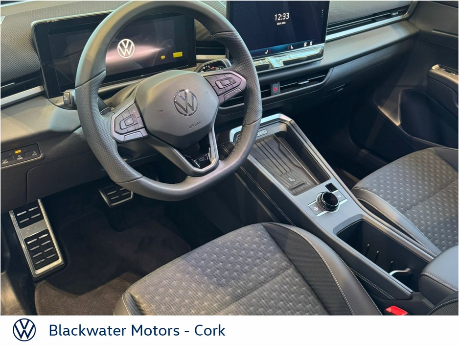 2026 Volkswagen T-Roc All-New T-Roc 'R-Line' 1.5 eTSI mHEV 150BHP *ORDER YOUR 261 TODAY*