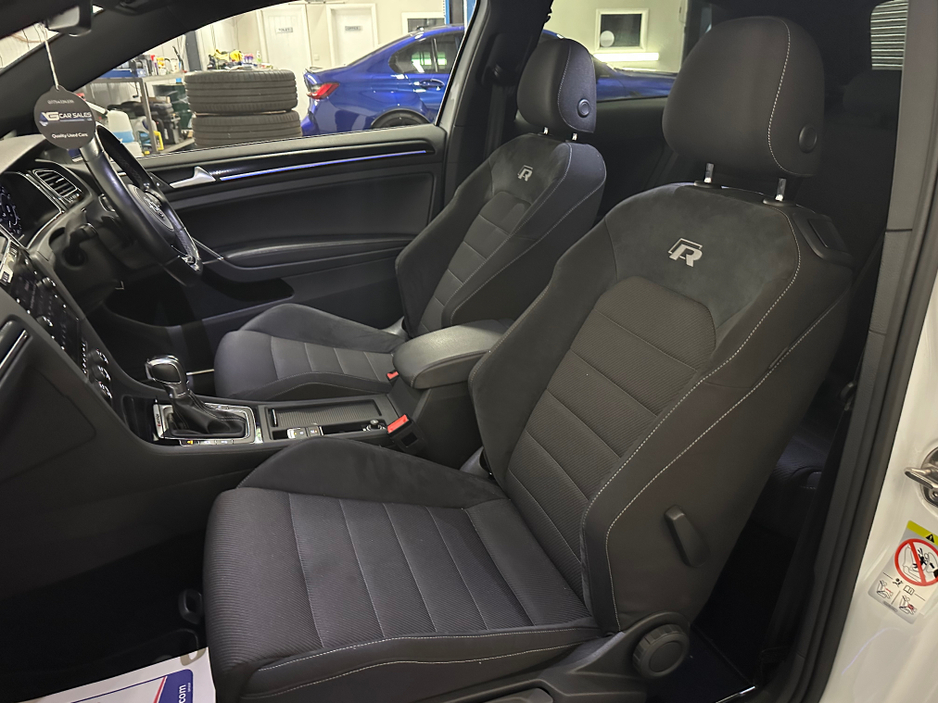 2018 Volkswagen Golf R TSI S-A DSG €34,750