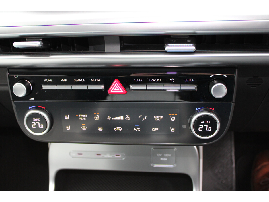 2025 Hyundai Ioniq 9 RWD standard (Long Range) Platinum €75,950