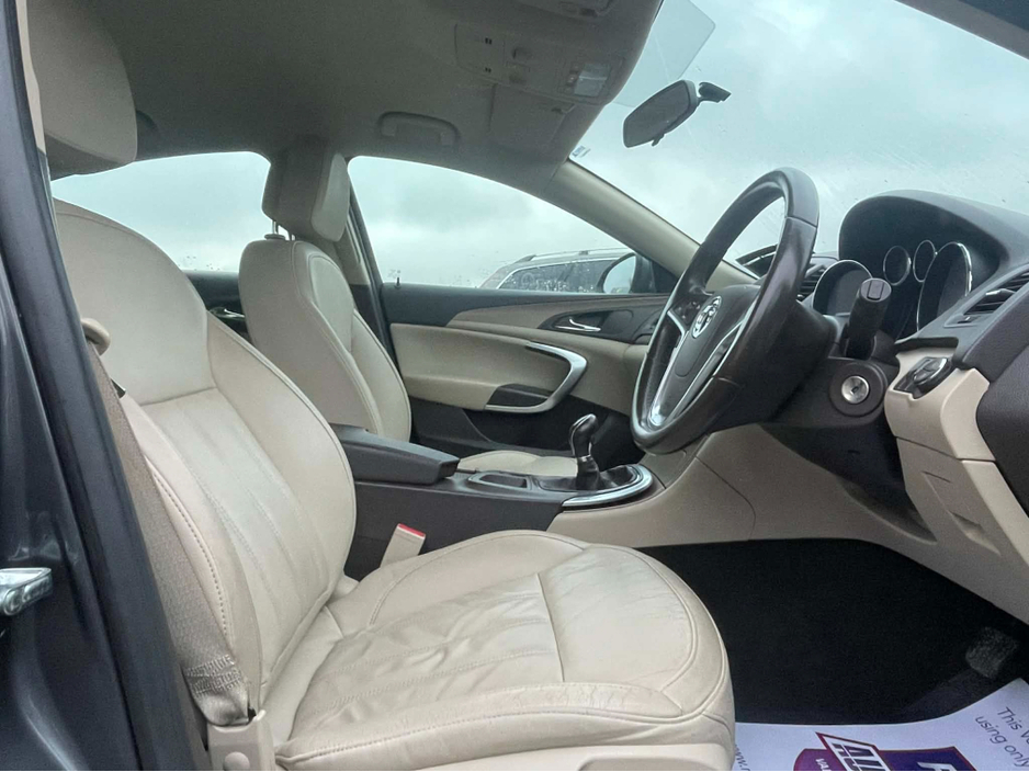 2011 Vauxhall Insignia 1.8 VVT-I EXCLUSIVE 138BHP LOW KM €3,450