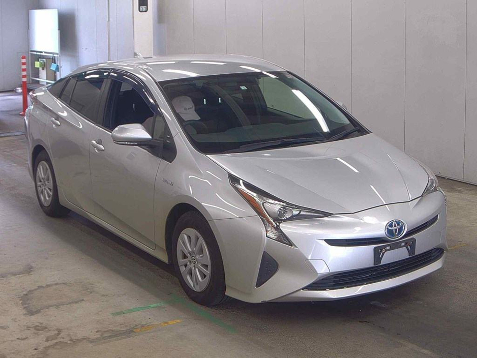 2017 Toyota Prius COMING SOON / HYBRID / AUTO / FINANCE
