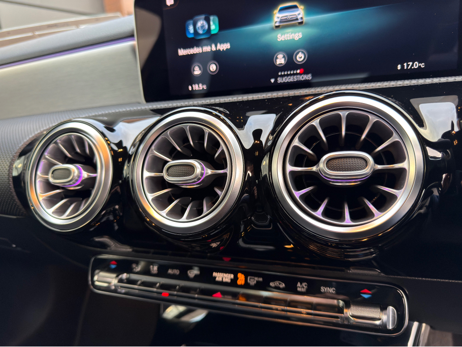 2019 Mercedes-Benz A Class A200d - AMG Premium + Low mileage €24,890