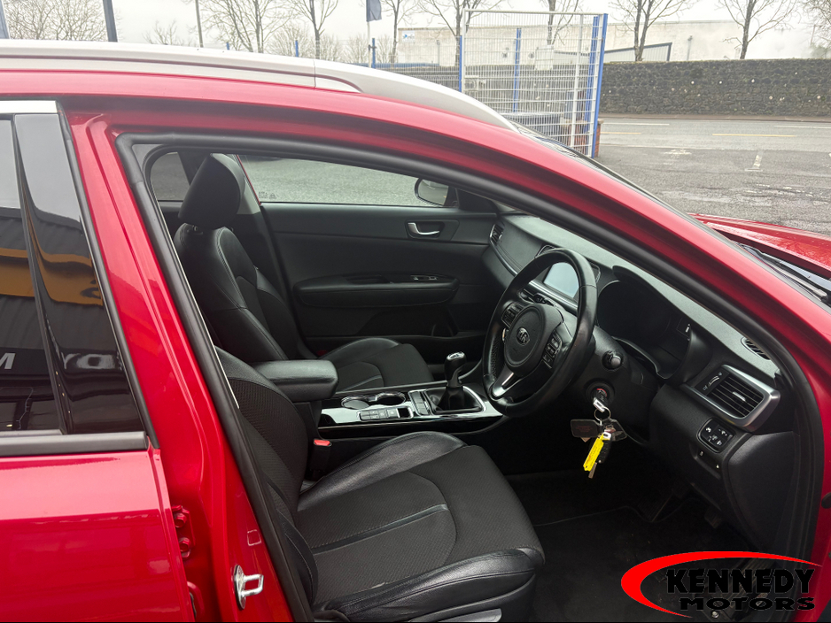 2018 Kia Optima SPORTWAGON 5DR EX €14,995