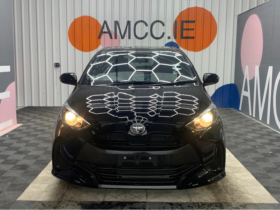 2023 Toyota Yaris 1.0 PETROL AUTOMATIC / 9k KMs / Reverse Camera €21,950