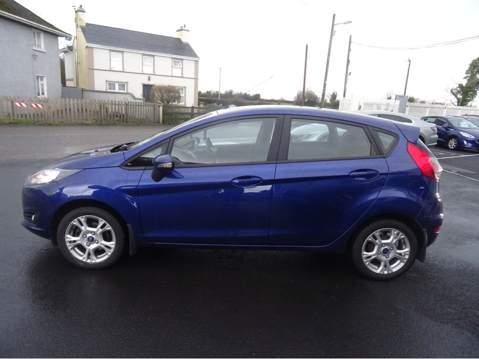2016 Ford Fiesta ZETEC 1.25 60PS M5 5DR MCA 4DR €9,950
