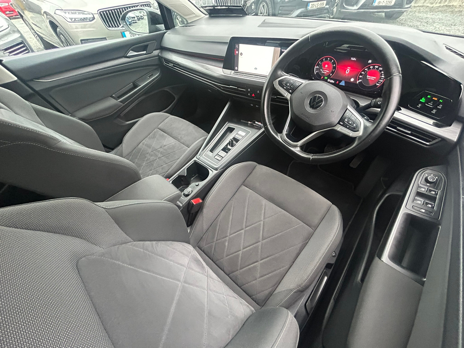 2020 Volkswagen Golf  €22,850