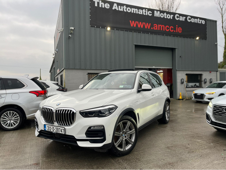 2021 BMW X5 €52950 2021 BMW X5 xDRIVE 45E -PANORAMIC ELECTRIC ROOF - HEATED ELECTRIC MEMORY SEATS - CRUISE CONTROL - REVERSE CAMERA - SPLIT ELECTRIC TAILGATE - REAR SUNBLINDS - REVERSE CAMERA €52,950