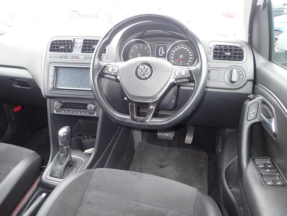 2017 Volkswagen Polo TSI Highline Meister €13,750